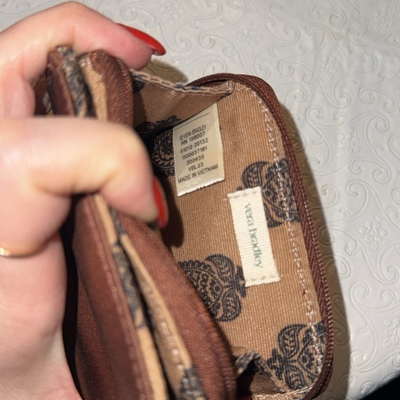 Vera Bradley Brown Nylon small zip-around wallet - Picture 3 of 6